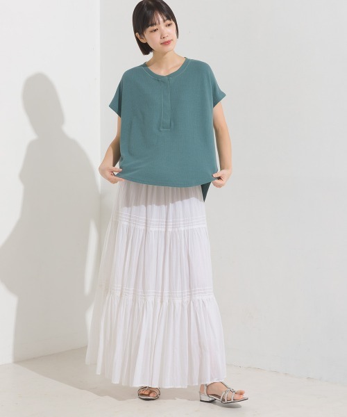 OMNES Another Edition（オムネス アナザーエディション）の「ベアワッフルヘンリーネックトップス（Tシャツ/カットソー・レディース・ホワイト/チャコールグレー/ブラウン/ブルー/グレイッシュベージュ/イエロー/グリーン・FREE）」の17枚目の写真