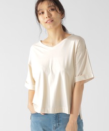 カラーVネックTシャツ