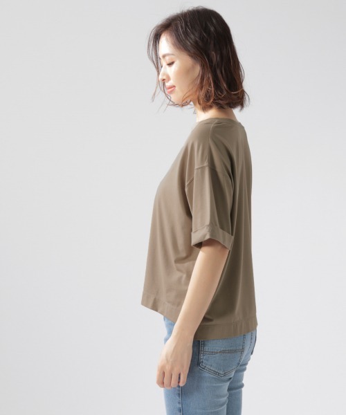 BAYFLOW(ベイフロー)の「カラーVネックTシャツ(Tシャツ/カットソー・レディース・ボルドー/ブラック/モカ/ホワイト/カーキ/アイボリー・MEDIUM/SMALL)」の7枚目の写真