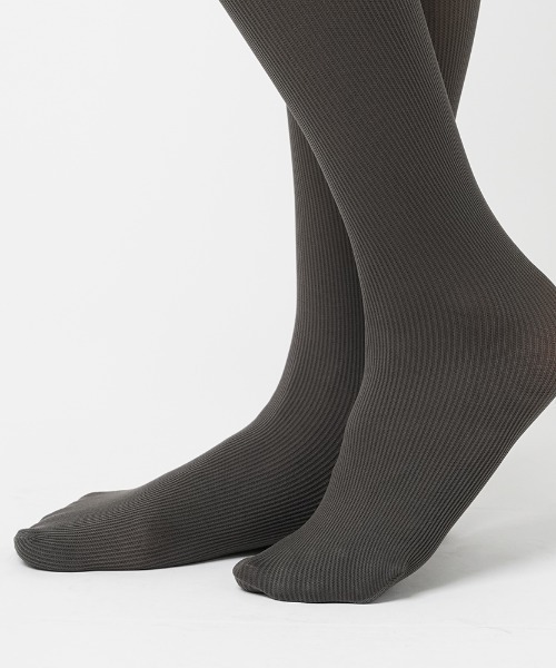 Tuche（トゥシェ）の「【Tuche（トゥシェ）】スニーカータイツ　リブ　60デニール（タイツ/ストッキング・レディース・ダークネイビー/カーキ/チャコールグレー/グレー系その他/ダークパープル/ブラック/ブラウン系その他/ボルドー・L～LL/M～Ｌ）」の14枚目の写真