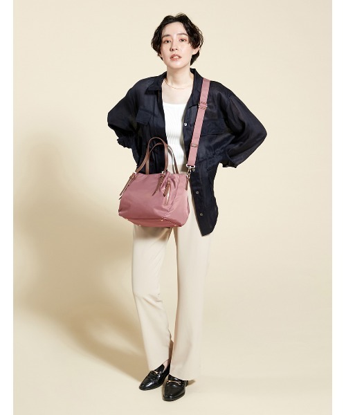 MONICA（モニカ）の「ナイロン2WAYトートバッグ Sサイズ（トートバッグ・レディース・ブラック/ベージュ/ネイビー/カーキ/ピンク・FREE）」の21枚目の写真