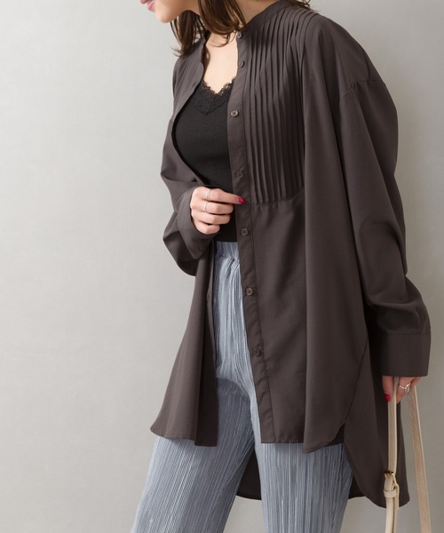 SpRay（スプレイ）の「ピンタックバンドカラ－ロングシャツ（シャツ/ブラウス・レディース・オフホワイト/ライトグリーン/スミクロ・FREE）」の3枚目の写真