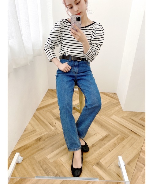 JUMELLE（ジュメロ）の「テーパードデニムパンツ（デニムパンツ・レディース・ブルー/ブラック・SMALL/MEDIUM/LARGE）」の10枚目の写真