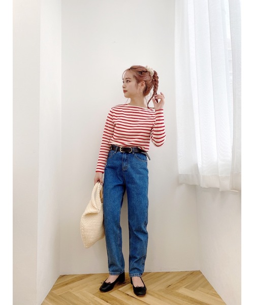 JUMELLE（ジュメロ）の「テーパードデニムパンツ（デニムパンツ・レディース・ブルー/ブラック・SMALL/MEDIUM/LARGE）」の5枚目の写真