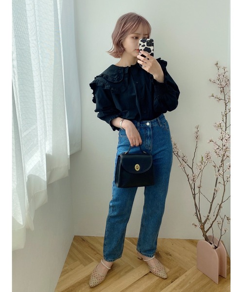 JUMELLE（ジュメロ）の「テーパードデニムパンツ（デニムパンツ・レディース・ブルー/ブラック・SMALL/MEDIUM/LARGE）」の19枚目の写真