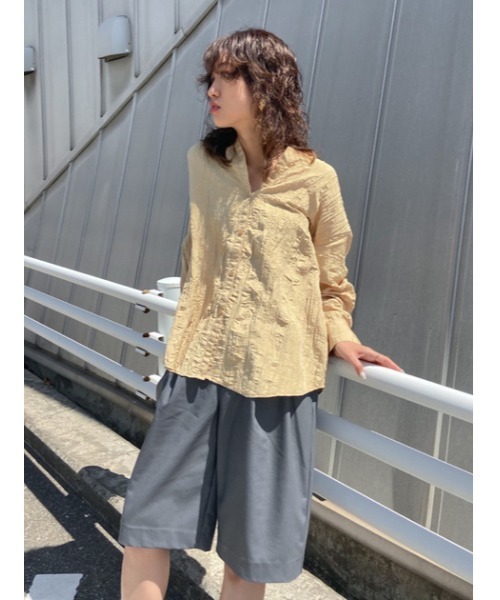 THROW by SLY（スローバイスライ）の「THROW WRINKLE SH シャツ（シャツ/ブラウス・レディース・ピンク/グレー/ベージュ・FREE）」の4枚目の写真