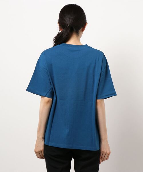 SPINNS（スピンズ）の「カレッジロゴプリントTシャツ（Tシャツ/カットソー・レディース・オフホワイト/ブルー/グリーン/スミクロ・ONESIZE）」の6枚目の写真