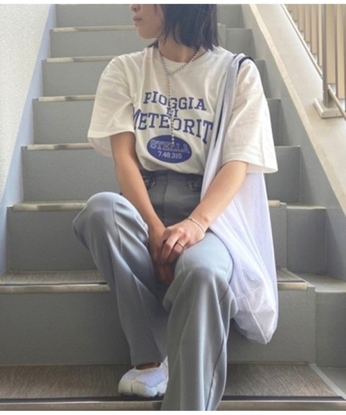 SPINNS（スピンズ）の「カレッジロゴプリントTシャツ（Tシャツ/カットソー・レディース・オフホワイト/ブルー/グリーン/スミクロ・ONESIZE）」の19枚目の写真