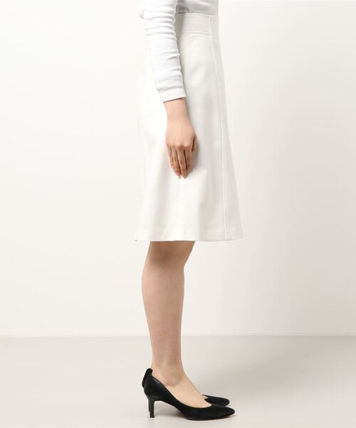 UNIVERVAL MUSE（ユニバーバル ミューズ）の「コットンダブルクロス　スカート（スカート・レディース・ダークオレンジ/ネイビー/オフホワイト・2）」の4枚目の写真