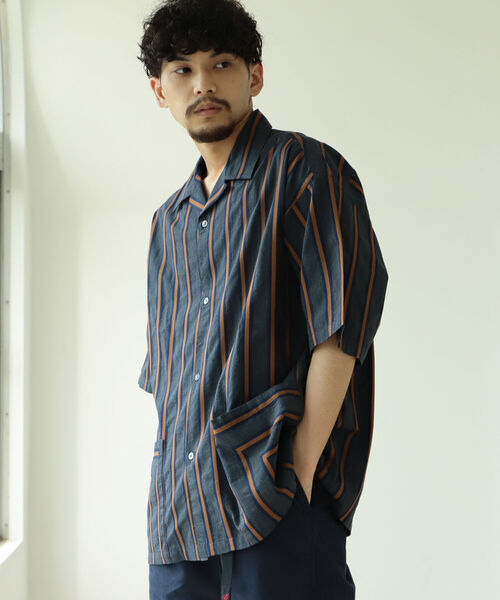 BEAMS（ビームス）の「BEAMS / ストライプ オープン カラーシャツ（シャツ/ブラウス・メンズ・パープル/グレー・SMALL/MEDIUM/LARGE）」の2枚目の写真