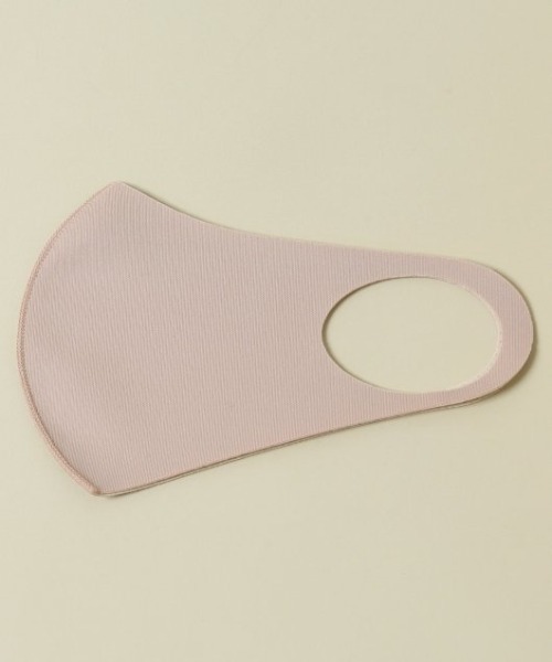 frames RAY CASSIN（フレームスレイカズン）の「【WEB限定】マスクSETフレンチスリーブモックネックTシャツ（マスク・レディース・オフホワイト/ブラック/ベージュ・FREE）」の4枚目の写真