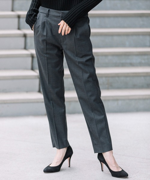 Munich(ミューニック)の「ウールヴィスコース2wayツイル テーパードパンツ(セットアップ可)(スラックス・レディース・ブラック/チャコールグレー/カーキ・XS/S/M)」の2枚目の写真