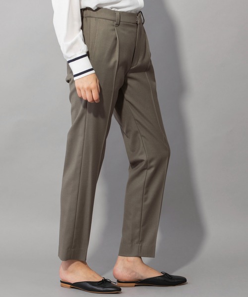 Munich(ミューニック)の「ウールヴィスコース2wayツイル テーパードパンツ(セットアップ可)(スラックス・レディース・ブラック/チャコールグレー/カーキ・XS/S/M)」の8枚目の写真