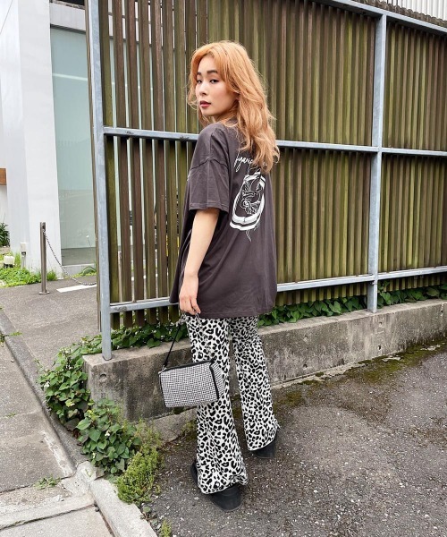 FIG&VIPER（フィグアンドバイパー）の「FV PLANET BIG-T（Tシャツ/カットソー・レディース・ピンク/ダークグレー/ブラック・FREE）」の15枚目の写真