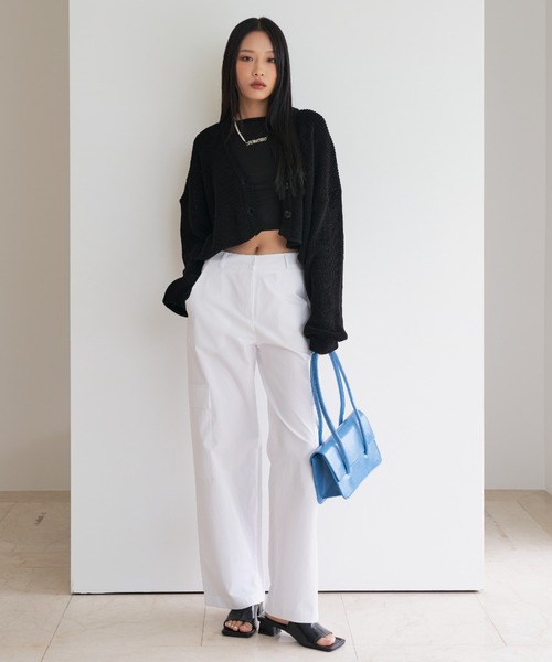 FEKETE（フェケテ）の「FEKETE VEGAN LEATHER SQUARE BAG（ハンドバッグ・レディース・ホワイト/ブラック/ブルー/グリーン・FREE）」の8枚目の写真