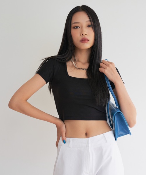FEKETE（フェケテ）の「FEKETE VEGAN LEATHER SQUARE BAG（ハンドバッグ・レディース・ホワイト/ブラック/ブルー/グリーン・FREE）」の12枚目の写真