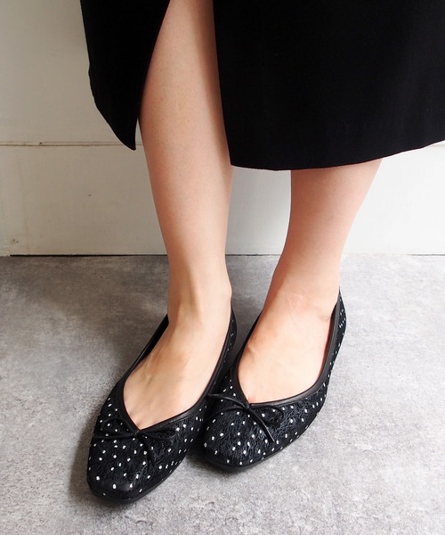 cava cava（サヴァサヴァ）の「撥水｜バレエシューズ　6420029（バレエシューズ・レディース・ブラック/ブラウン/マルチ/マスタード/アイボリー/ライトブルー/ライトベージュ/ライトグレー/ブラック×ホワイト/グレイッシュベージュ/ライトグリーン/シルバー/ダークベージュ/ガンメタ/プラチナム/シルバー系その他/ラベンダー/ホワイト×シルバー・22.5cm/23.5cm/24.5cm/23.0cm/24.0cm/24cm/23cm）」の5枚目の写真