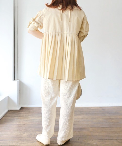 nemne store(ネンネストア)の「プリーツ切替チュニックブラウス(チュニック・レディース・ブラック/ベージュ/オフホワイト/ミント・フリー)」の17枚目の写真