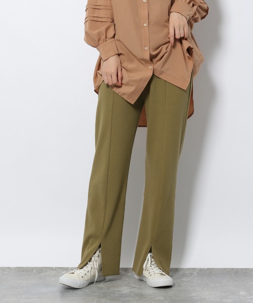 LAKOLE（ラコレ）の「リブスリットヘムレギンスパンツ / 238119（レギンス/スパッツ・レディース・ライトイエロー/ブラック/ベージュ/カーキ・MEDIUM/SMALL）」の3枚目の写真