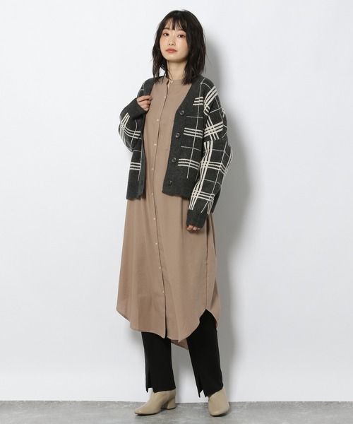 LAKOLE（ラコレ）の「リブスリットヘムレギンスパンツ / 238119（レギンス/スパッツ・レディース・ライトイエロー/ブラック/ベージュ/カーキ・MEDIUM/SMALL）」の5枚目の写真