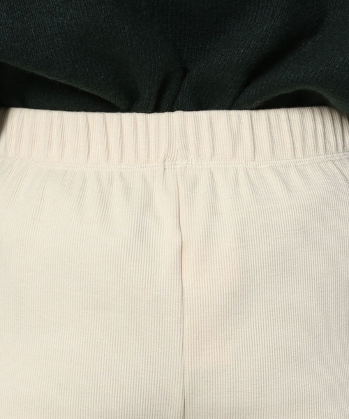 LAKOLE（ラコレ）の「リブスリットヘムレギンスパンツ / 238119（レギンス/スパッツ・レディース・ライトイエロー/ブラック/ベージュ/カーキ・MEDIUM/SMALL）」の19枚目の写真