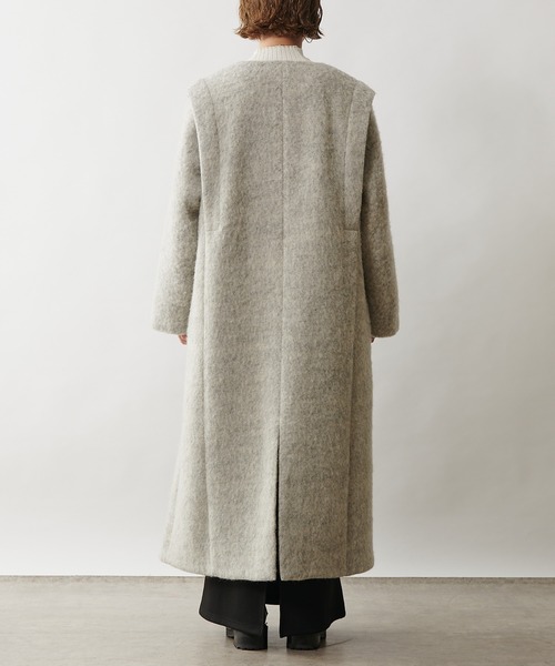Omekashi（オメカシ）の「ノーカラーシャギーコート（ノーカラーコート