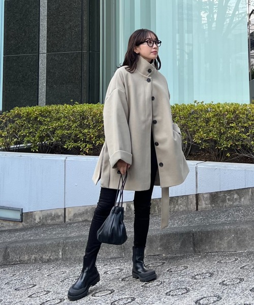 y/m by 村岡美里（イムバイムラオカミサト）の「村岡美里×y/mルーズスタンドカラーコート（その他アウター・レディース・ブラック/オリーブ/モカ・FREE）」の15枚目の写真