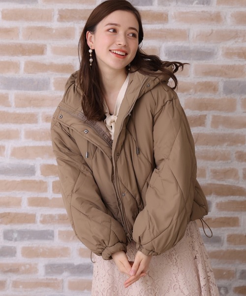 ASTORIA ODIER（アストリアオディール）の「ダイヤキルト中綿ショート