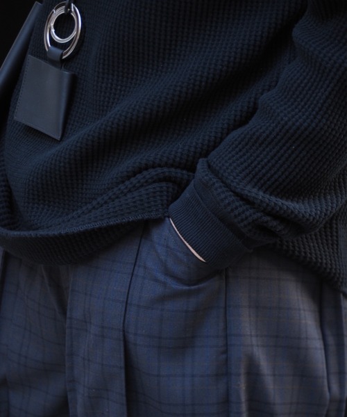 Toironier（トワロニエ）の「Toironier/トワロニエ/Tucker Waffle/タッカーワッフル（Tシャツ/カットソー・メンズ・ブラック/ホワイト・2/1）」の16枚目の写真