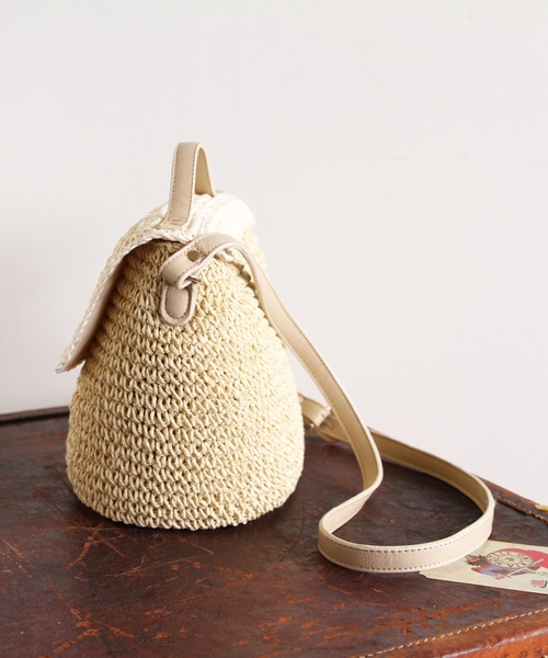 BEAUTY&YOUTH UNITED ARROWS（ビューティーアンドユースユナイテッドアローズ）の「BYSF∵2トーンフラップショルダー◆（ショルダーバッグ・レディース・ベージュ/ネイビー・FREE）」の5枚目の写真