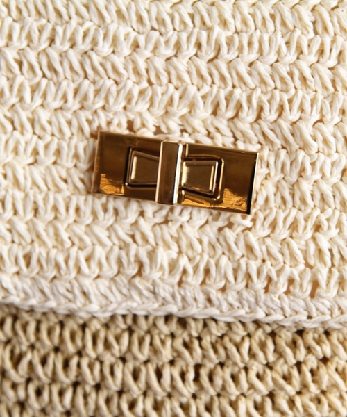 BEAUTY&YOUTH UNITED ARROWS（ビューティーアンドユースユナイテッドアローズ）の「BYSF∵2トーンフラップショルダー◆（ショルダーバッグ・レディース・ベージュ/ネイビー・FREE）」の10枚目の写真