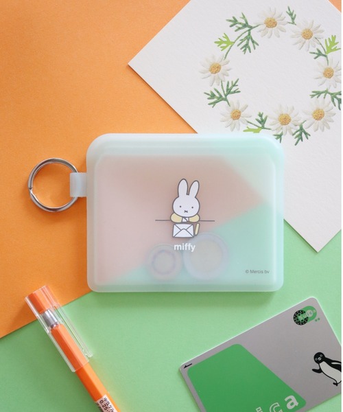 Miffy（ ミッフィー）の「FLAPPO ミッフィー ポーチ（カードケース・レディース・ホワイト/ブラック/グリーン/ピンク/ベージュ/ベージュ系その他・フリー）」の6枚目の写真