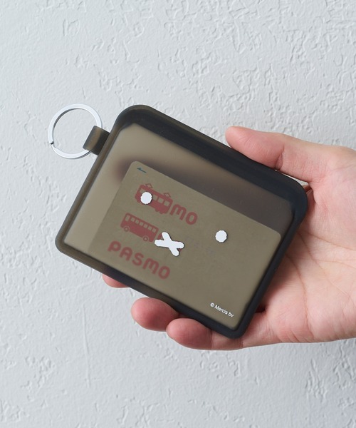 Miffy（ ミッフィー）の「FLAPPO ミッフィー ポーチ（カードケース・レディース・ホワイト/ブラック/グリーン/ピンク/ベージュ/ベージュ系その他・フリー）」の3枚目の写真