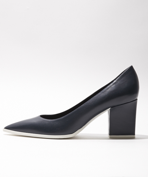 FABIO RUSCONI(ファビオルスコーニ)の「FABIO RUSCONI 『MILLY M』Pumps(パンプス・レディース・ベージュ/ネイビー・39/37/38/36/35/38.5)」の4枚目の写真