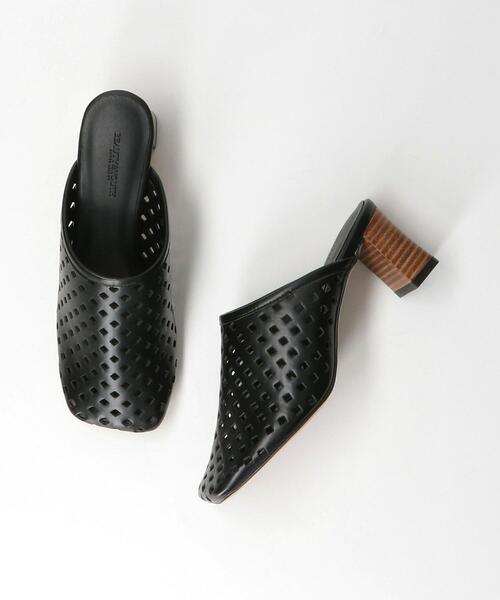 BEAUTY&YOUTH UNITED ARROWS(ビューティーアンドユースユナイテッドアローズ)の「BY カットワーク ミュール(サンダル・レディース・オフホワイト/ブラック・37h/36/36h/37)」の8枚目の写真