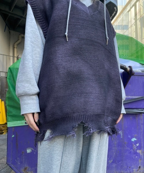 XU（エックスユー）の「【XU/エックスユー】spray washed knit vest/スプレー加工 Vネックニットベスト ダメージニットベスト ニットベスト（ベスト・メンズ・パープル/グレー・ONE SIZE）」の16枚目の写真