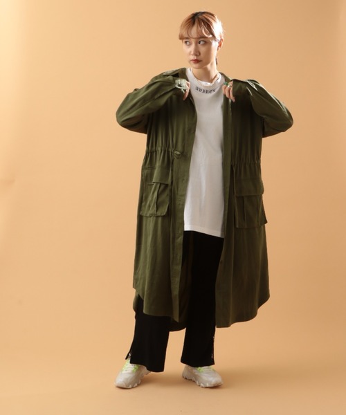 AVIREX（アヴィレックス）の「VINTAGE SATIN LONG SHIRT/ ヴィンテージサテンロングシャツ（シャツワンピース・レディース・ブラック/ベージュ/オリーブ・SMALL/MEDIUM）」の8枚目の写真