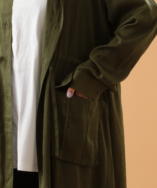 AVIREX（アヴィレックス）の「VINTAGE SATIN LONG SHIRT/ ヴィンテージサテンロングシャツ（シャツワンピース・レディース・ブラック/ベージュ/オリーブ・SMALL/MEDIUM）」の13枚目の写真