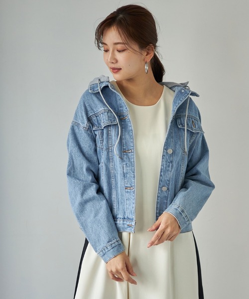 each（イーチ）の「フード付きデニムジャケット（デニムジャケット・レディース・サックスブルー・FREE）」の7枚目の写真