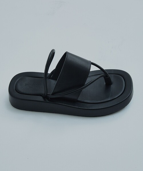 UNITED TOKYO（ユナイテッドトウキョウ）の「フラットフレームサンダル（サンダル・レディース・ホワイト/ブラック/その他2・23.5cm/24.5cm）」の8枚目の写真