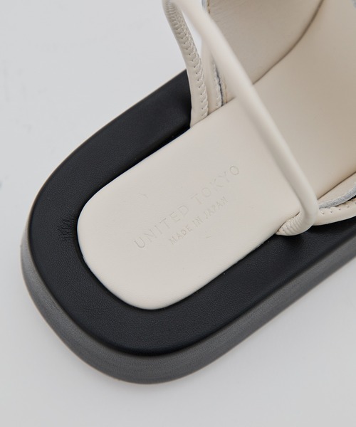 UNITED TOKYO（ユナイテッドトウキョウ）の「フラットフレームサンダル（サンダル・レディース・ホワイト/ブラック/その他2・23.5cm/24.5cm）」の18枚目の写真