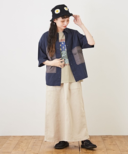 CUBE SUGAR(キューブシュガー)の「天竺カットソーピグメント染半袖グラフィックTシャツ(Tシャツ/カットソー・レディース・チャコールグレー/ベージュ/ピンク/ブルー・M)」の10枚目の写真