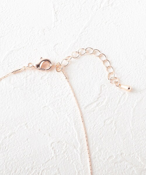 SHOO・LA・RUE(シューラルー)の「◆Wしずくロングネックレス(ネックレス・レディース・シルバー/ゴールド/ベビーピンク・00)」の8枚目の写真