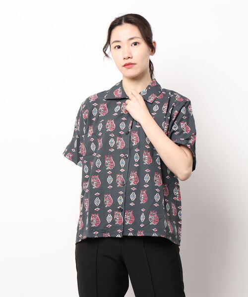チャイハネ（チャイハネ）の「【チャイハネ】ブロックプリント梟柄シャツ（シャツ/ブラウス・レディース・ブラック/ベージュ/マスタード・FREE）」の4枚目の写真