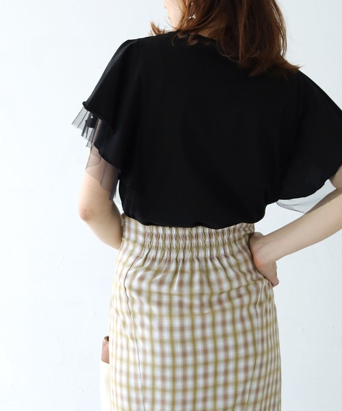 HER CLOSET（ハークローゼット）の「【shemoshelly】チュールフレア袖フレンチトップス（Tシャツ/カットソー・レディース・チャコールグレー/ブラック/オフホワイト/グレイッシュベージュ・M）」の14枚目の写真