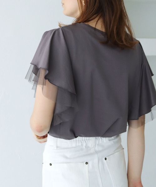 HER CLOSET（ハークローゼット）の「【shemoshelly】チュールフレア袖フレンチトップス（Tシャツ/カットソー・レディース・チャコールグレー/ブラック/オフホワイト/グレイッシュベージュ・M）」の15枚目の写真