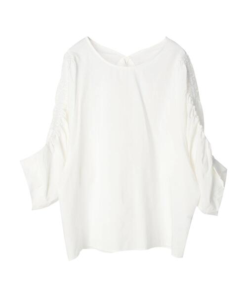 AMERICAN HOLIC(アメリカンホリック)の「Vネック袖ギャザーブラウス(シャツ/ブラウス・レディース・ブラック/オフホワイト/オレンジ・M/L)」の6枚目の写真