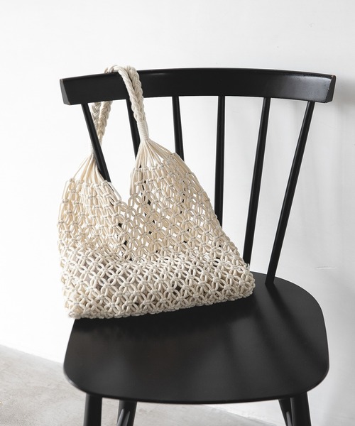 mysty woman（ミスティウーマン）の「マクラメトートバッグ 276764（トートバッグ・レディース・ベージュ/ブラウン/オフホワイト・FREE）」の2枚目の写真