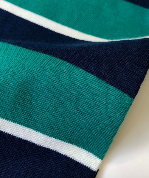 Beno(ビーノ)の「レトロボーダー オーバーサイズ アーチロゴ刺繍 Tシャツ(Tシャツ/カットソー・メンズ・グリーン系その他/ブルー系その他/グリーン系その他2/ブルー系その他2・M/L)」の11枚目の写真