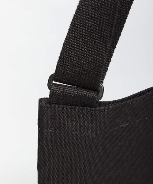 niko and...(ニコアンド)の「オリジナルニコロゴ刺繍サコッシュバッグ【ニコロゴトート】(ショルダーバッグ・レディース・ブラック/オフホワイト/セージグリーン・0)」の17枚目の写真